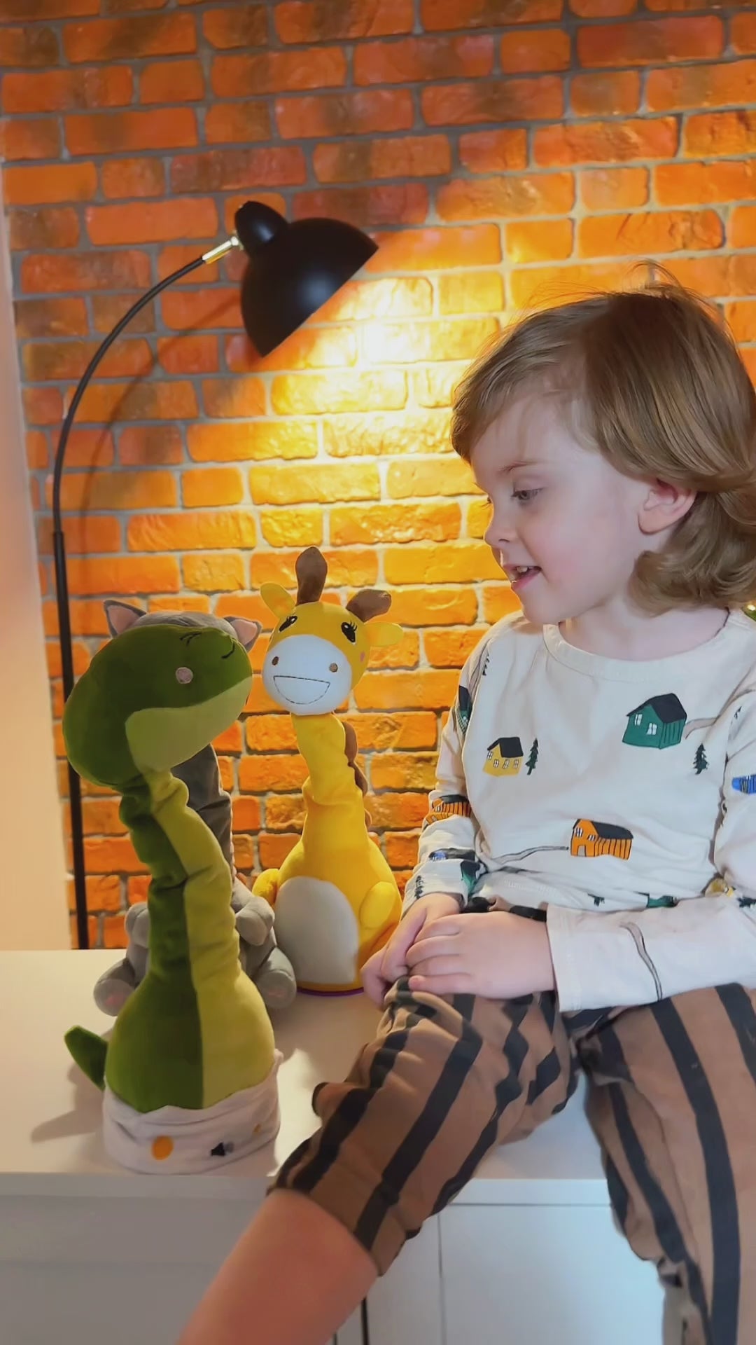 Gadułka - Żyrafa Rozmawia & Tańczy